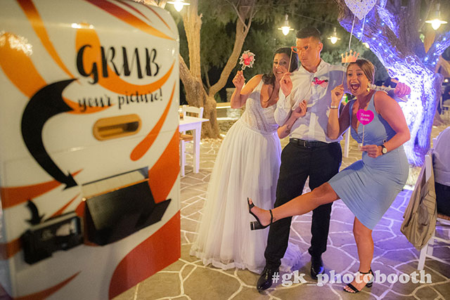 Υπηρεσία photobooth στη Σίφνο